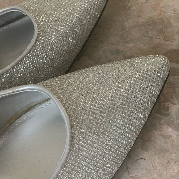 Classy Silver Sparkle Pointed Toe Heels - Picture 4 of 9